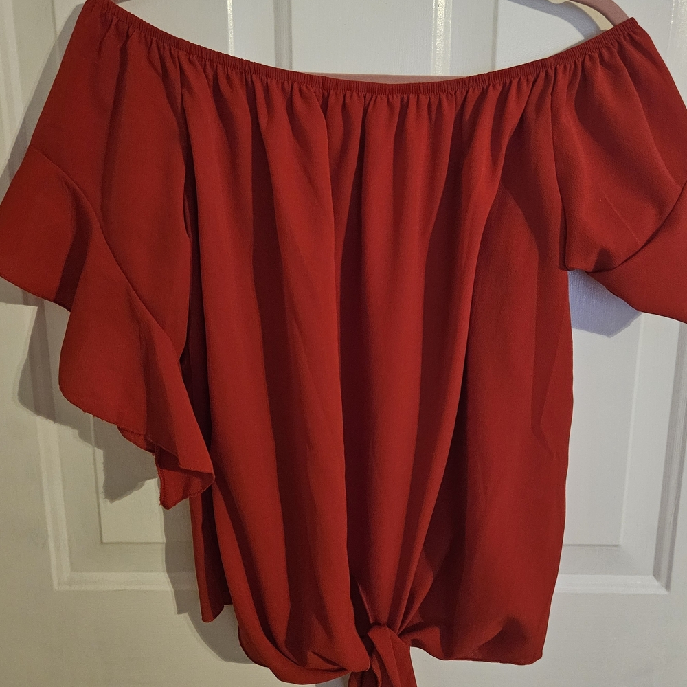 Kyme Off-Shoulder Red Blouse